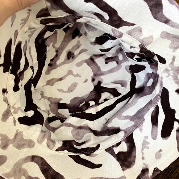 Jim Thompson Animal Print Neutrals Bucket Hat - Picture 4 of 7